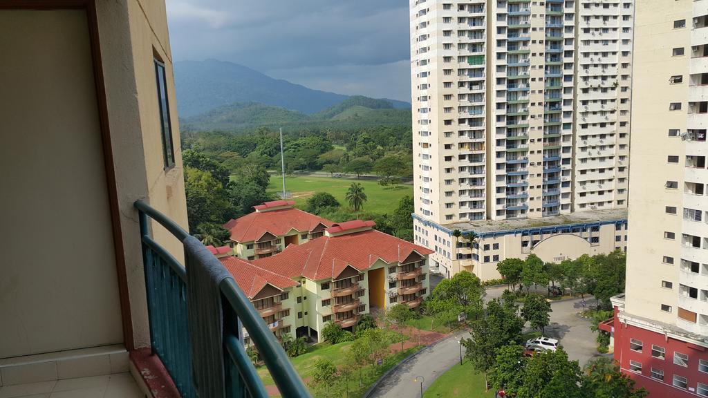 Famosa D Savoy 3-Bedroom Condo In Alor Gajah Malacca Exterior photo